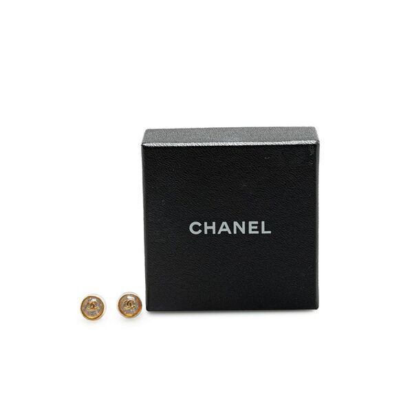 Pre Loved Chanel Mini Gold Plated And Resin CC Push Back Earrings - Picture 4 of 4